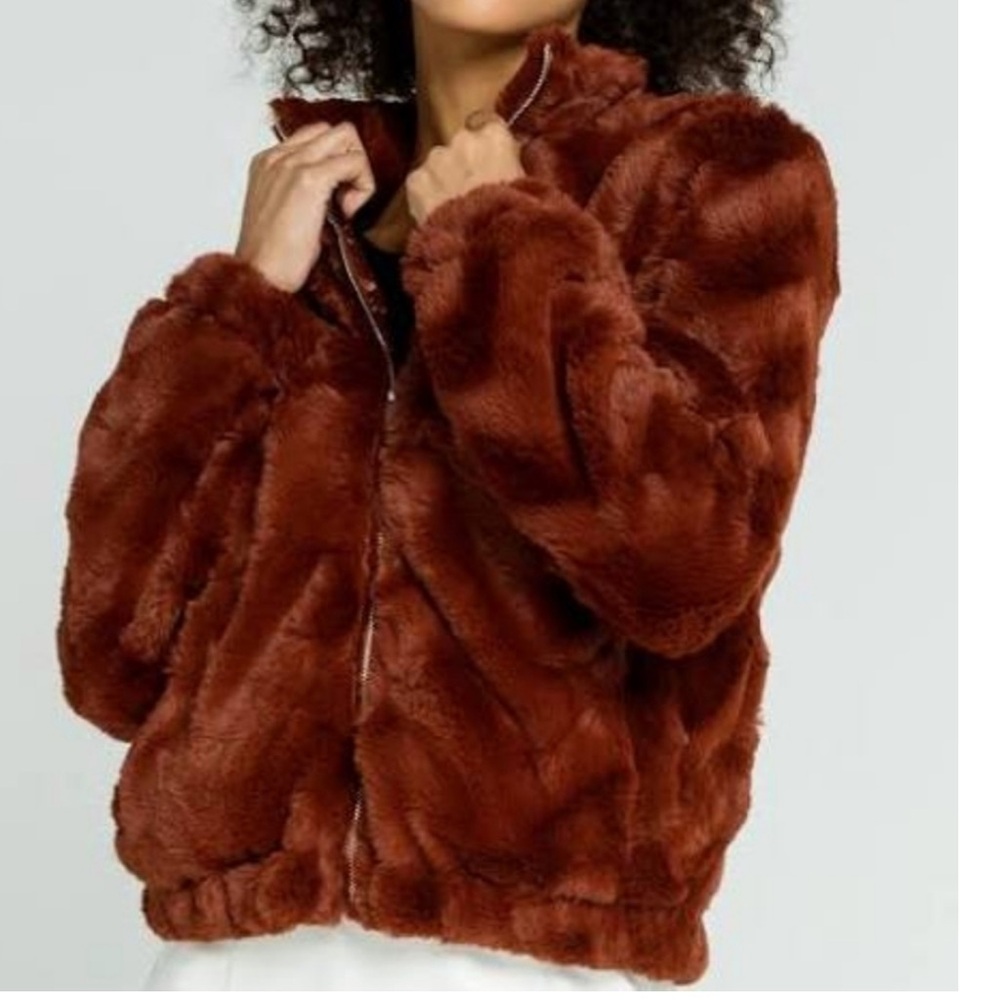 West of Melrose Women's Rust Color Chevron Print Faux Fur Jacket Size M